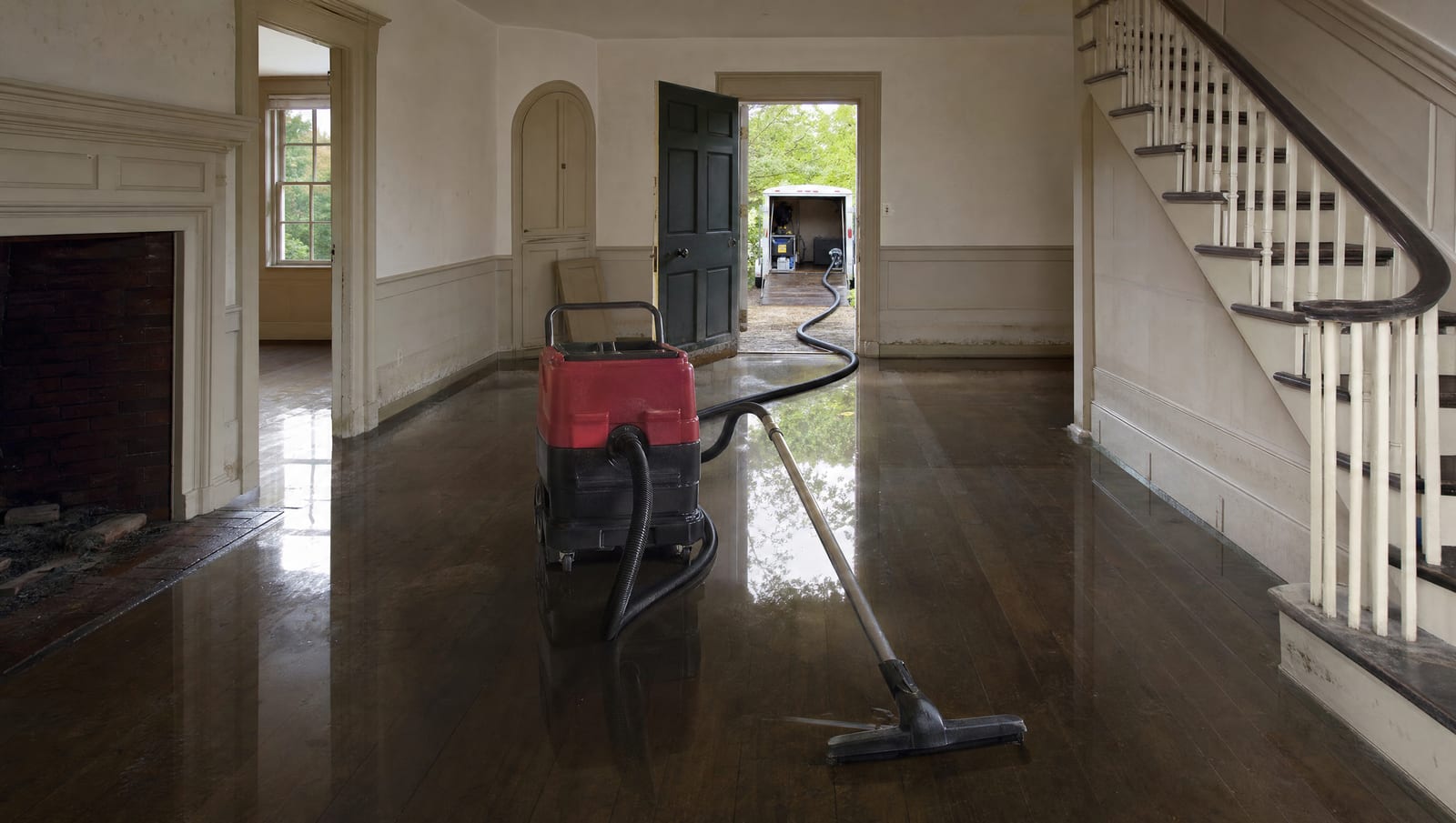 First Hours, Tight Access: Emergency Water Extraction in Princeton NJ