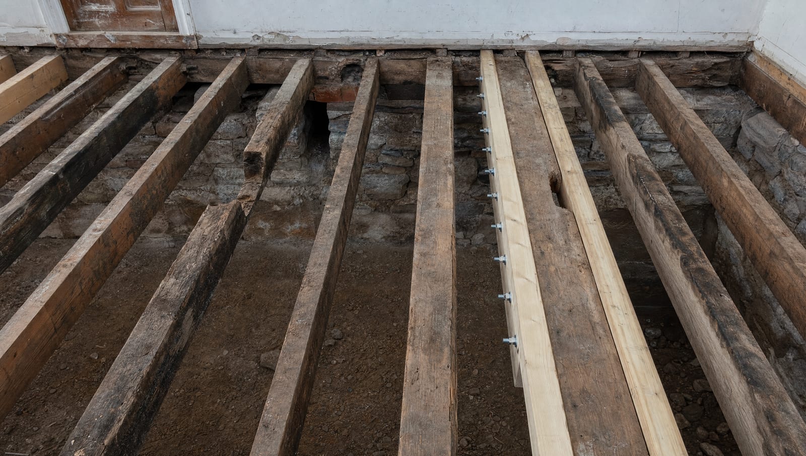 Structural Mold Repair in Deal NJ: Clean, Reinforce, or Call an Engineer